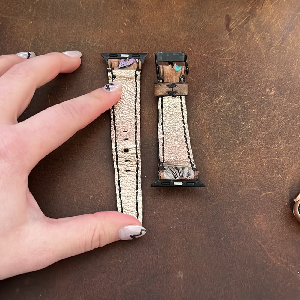 Tooled Leather Watchband. Floral. As is. Gently used. Apple I watch. 38/40mm - Picture 3 of 5